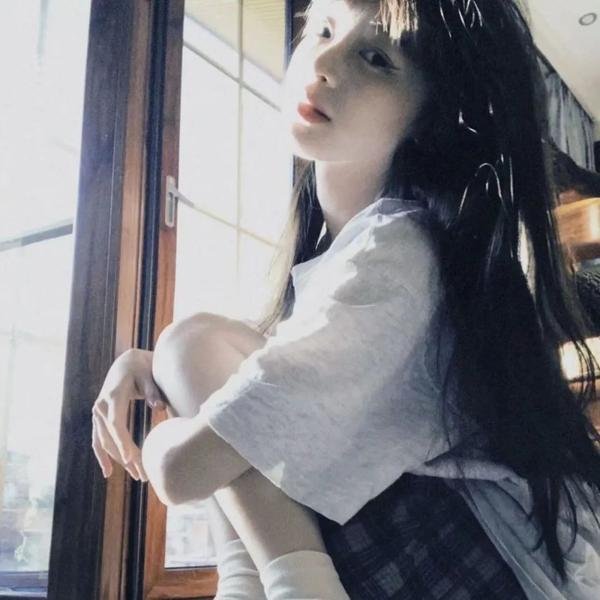 家有蛇仙美貌妻